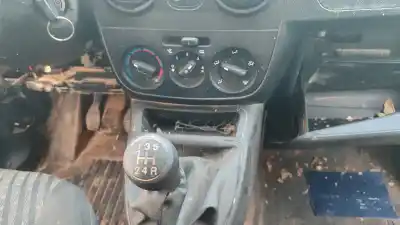 Veículo de Sucata peugeot bipper tepee active do ano 2013 alimentado 199a9000