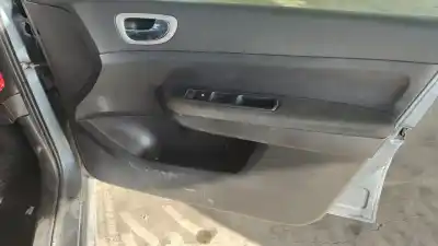 Veículo de Sucata peugeot 307 (s1) xr do ano 2001 alimentado rhy