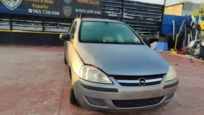 Здавання транспортного засобу opel corsa c club року 2000 потужний 