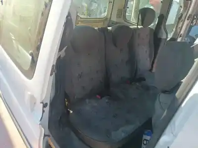 Scrapping Vehicle peugeot partner (s2) combiespace of the year 2002 powered rhy