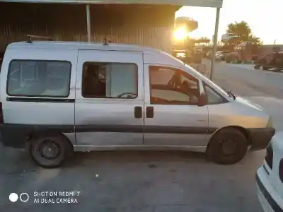 Здавання транспортного засобу citroen jumpy combi confort (5/6 plazas) року 2001 потужний d-rhz