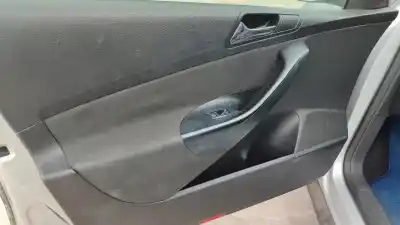 Veicolo di demolizione volkswagen passat b6 variant (3c5) 1.9 tdi dell'anno 2008 alimentato bxe