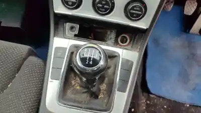 Veicolo di demolizione volkswagen passat b6 variant (3c5) 1.9 tdi dell'anno 2008 alimentato bxe