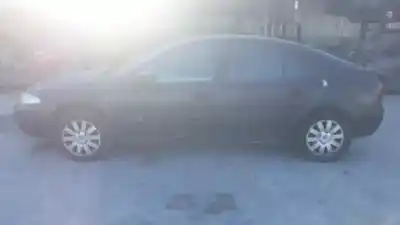 Здавання транспортного засобу renault laguna ii (bg0) authentique 101 cv / 74 kw року 2001 потужний f9q n7