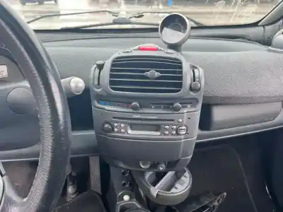 Veículo de Sucata smart coupe básico (45kw) do ano 2001 alimentado m160910