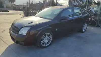 Sloopvoertuig opel vectra c berlina comfort van het jaar 2002 aangedreven z22se