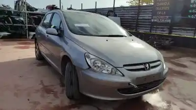 Sloopvoertuig peugeot 307 berlina (s2) 307 5p xt van het jaar 2001 aangedreven 9hydv6ted4