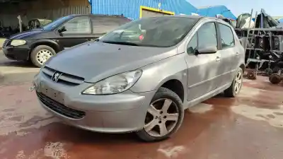 Sloopvoertuig PEUGEOT 307 BERLINA (S2)  van het jaar 2001 aangedreven 9HYDV6TED4