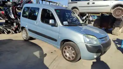 Sloopvoertuig peugeot partner (s2) combi plus van het jaar 2001 aangedreven 