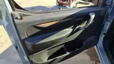 Sloopvoertuig peugeot partner (s2) combi plus van het jaar 2001 aangedreven 