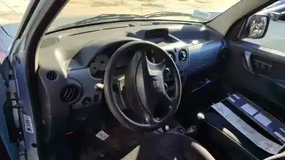 Sloopvoertuig peugeot partner (s2) combi plus van het jaar 2001 aangedreven 