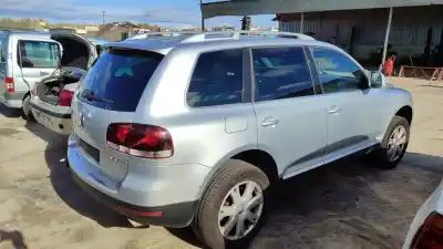 Sloopvoertuig volkswagen touareg (7l6) tdi v6 +motion van het jaar 2006 aangedreven 