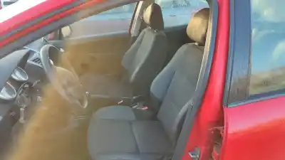 Veículo de Sucata peugeot 207 confort do ano 2006 alimentado 8hz