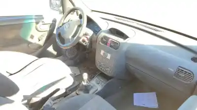 Veículo de Sucata OPEL COMBO  do ano 2001 alimentado 