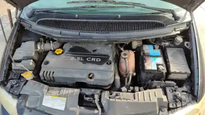 Verschrottungsfahrzeug chrysler voyager (rg) 2.5 crd se grand voyager des jahres 2001 angetrieben vm07c