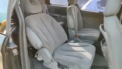 Verschrottungsfahrzeug chrysler voyager (rg) 2.5 crd se grand voyager des jahres 2001 angetrieben vm07c