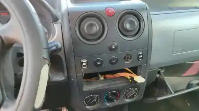 Verschrottungsfahrzeug citroen berlingo 2.0 hdi 800 furg. des jahres 2001 angetrieben rhy