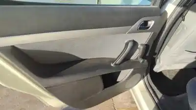 Verschrottungsfahrzeug peugeot 407 business line des jahres 2001 angetrieben 9hydv6ted4