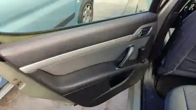 Здавання транспортного засобу peugeot partner (s2) combi plus року 2001 потужний 