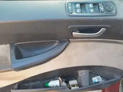 Scrapping Vehicle peugeot 807 sv of the year 2006 powered 4hxdw12ted4fap