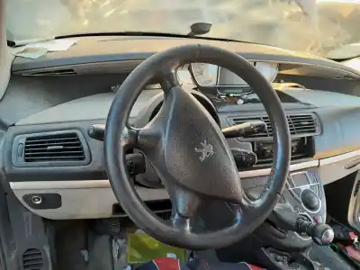 Scrapping Vehicle peugeot 807 sv of the year 2006 powered 4hxdw12ted4fap