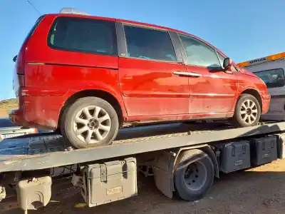 Scrapping Vehicle peugeot 807 sv of the year 2006 powered 4hxdw12ted4fap