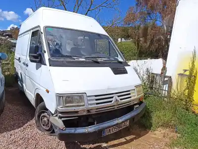 Veicolo di demolizione RENAULT TRAFIC (DESDE 5.89) T 1100 dell'anno 1999 alimentato F8Q600