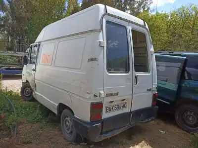 Veículo de Sucata renault trafic (desde 5.89) t 1100 do ano 1999 alimentado f8q600
