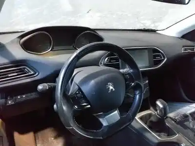 Veículo de Sucata PEUGEOT 308 Business Line do ano 2015 alimentado BH02