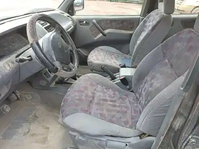 Sloopvoertuig ford maverick (nl) glx van het jaar 1998 aangedreven td27ti