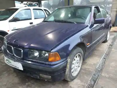 Veículo de Sucata bmw serie 3 berlina (e36) 318tds do ano 1996 alimentado 174t10
