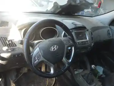 Véhicule à la ferraille hyundai                                            ix35 (lm, el, elh)                                                                                                                                                                                                                                         2.0 crdi 4wd                                                                                                                                                                                                                                               de l'année 2010 alimenté d4ha