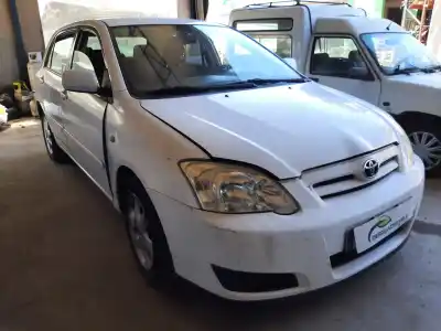 Veículo de Sucata toyota corolla (e12) 1.6 16v do ano 2001 alimentado 3zzfe