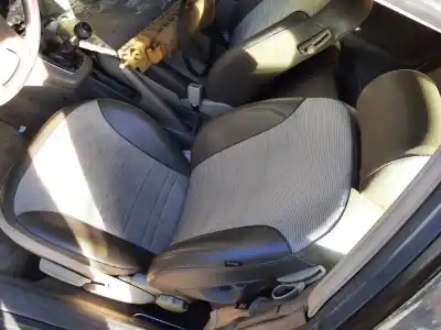 Verschrottungsfahrzeug audi a3 (8l) 1.6 ambiente des jahres 2001 angetrieben avu
