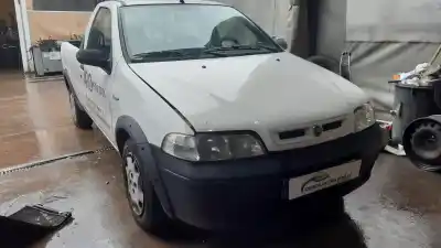 Veículo de Sucata fiat strada (278) 1.9 jtd 80 cv / 59 kw do ano 2001 alimentado 188a2000