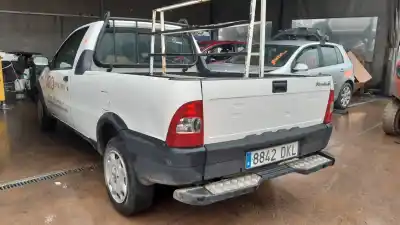 Veículo de Sucata fiat strada (278) 1.9 jtd 80 cv / 59 kw do ano 2001 alimentado 188a2000