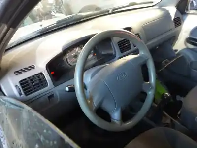 Здавання транспортного засобу KIA RIO I FASTBACK (DC) 1.3 року 2001 потужний A3E