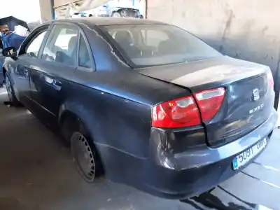 Veículo de Sucata seat exeo berlina (3r2) reference 102 cv / 75 kw do ano 2001 alimentado alz