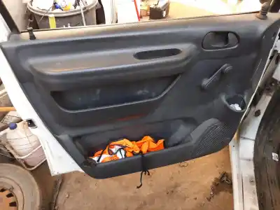 Vehicul casat citroen jumpy i (u6u_) 1.9 d 70 al anului 2001 alimentat wjy