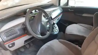 Veicolo di demolizione citroen c8 2.2 hdi 16v premier ii dell'anno 2001 alimentato 4hw