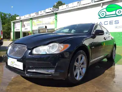 Veículo de Sucata jaguar xf 3.0 v6 diesel luxury do ano 2001 alimentado 306dt