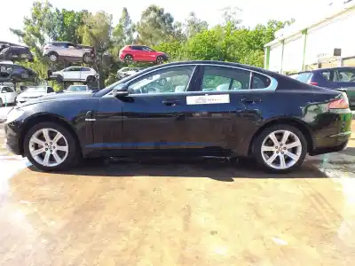 Veículo de Sucata jaguar xf 3.0 v6 diesel luxury do ano 2001 alimentado 306dt
