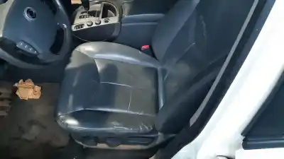 Sloopvoertuig ssangyong kyron 200 xdi premium 4wd van het jaar 2001 aangedreven d20dt