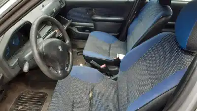 Scrapping Vehicle peugeot 106 (s2) max of the year 2000 powered hfx