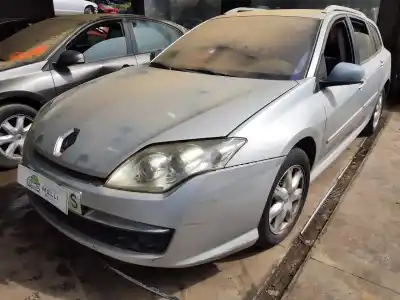 Vehicul casat RENAULT LAGUNA GRANDTOUR III 2.0 dCi D al anului 2008 alimentat M9R742