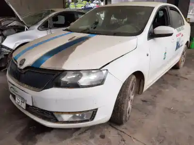 Vehicul casat skoda rapid 1.6 tdi dpf al anului 2014 alimentat cay