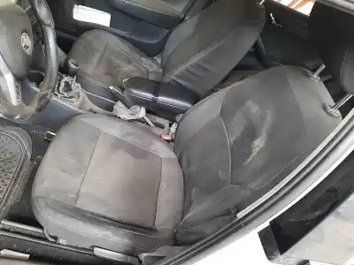 Здавання транспортного засобу skoda rapid ambition року 2001 потужний cay Здавання транспортного засобу skoda rapid ambition року 2001 потужний cay