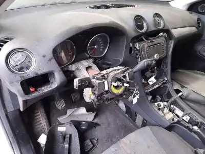 Scrapping Vehicle ford mondeo berlina (ca2) trend (09.2010->) 140 cv / 103 kw of the year 2001 powered qxba