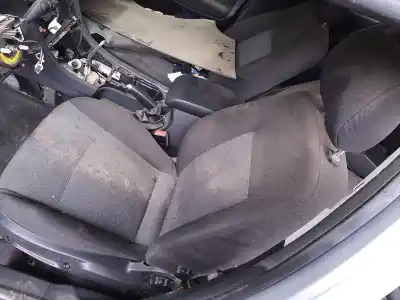 Scrapping Vehicle ford mondeo berlina (ca2) trend (09.2010->) 140 cv / 103 kw of the year 2001 powered qxba