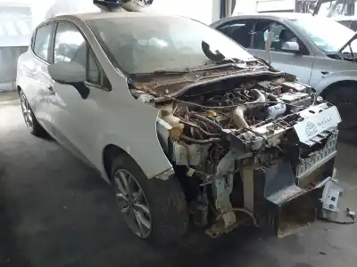 Scrapping Vehicle renault clio iv zen of the year 2001 powered h5f412